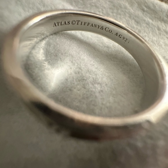 Tiffany & Co. Atlas™ Narrow Ring - Sterling Silver (Size 7.5) - Picture 2 of 6